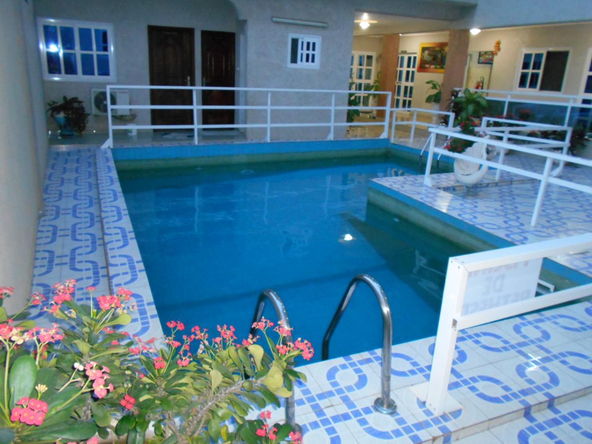 Agla Hotel Lomé Extérieur photo